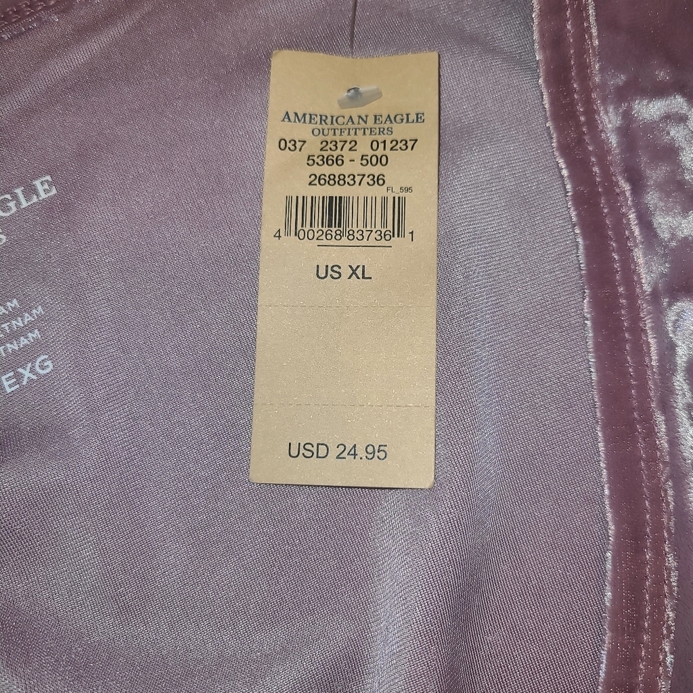 American Eagle Outfitters Pink to Purple Velvet Short Sleeve Tee - Picture 5 of 5